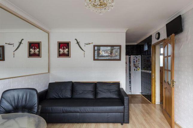 1 Bedroom Flat Close To City With Free Parking Arrangement London Exteriör bild