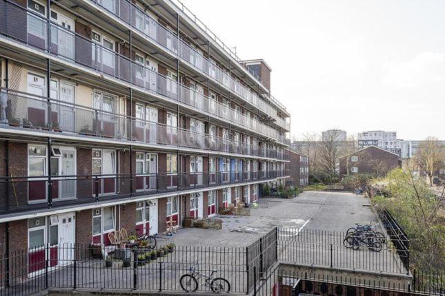 1 Bedroom Flat Close To City With Free Parking Arrangement London Exteriör bild