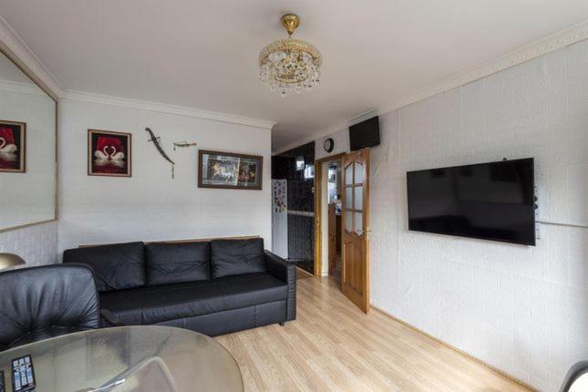 1 Bedroom Flat Close To City With Free Parking Arrangement London Exteriör bild